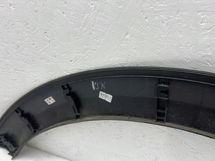 фото №16, Kia niro 2022 правая сторона планка крыльев передней