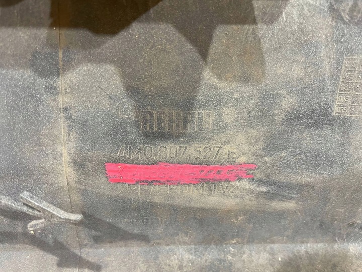 фото №9, Audi q7 ii 2 4m 15-19 бампер зад задний средний dół