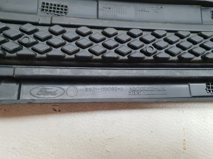 фото №9, Ford mondeo mk4 рестайлинг 11-14 решётка w бампер перед