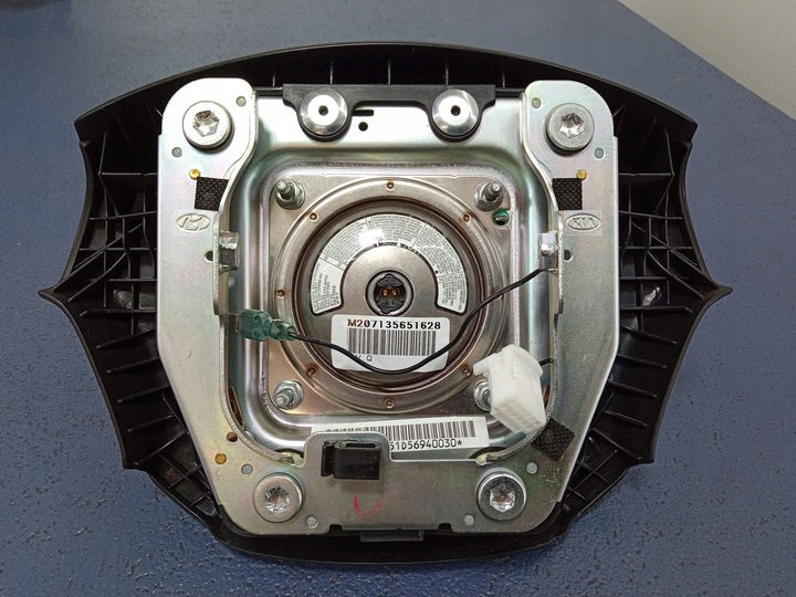 фото №7, Kia carens iii панель консоль подушки комплект eu