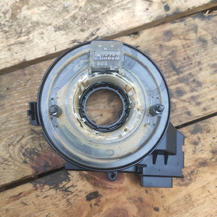 фото №1, Лента подушка безопасности сматыватель vw passat b6 3c0959653b