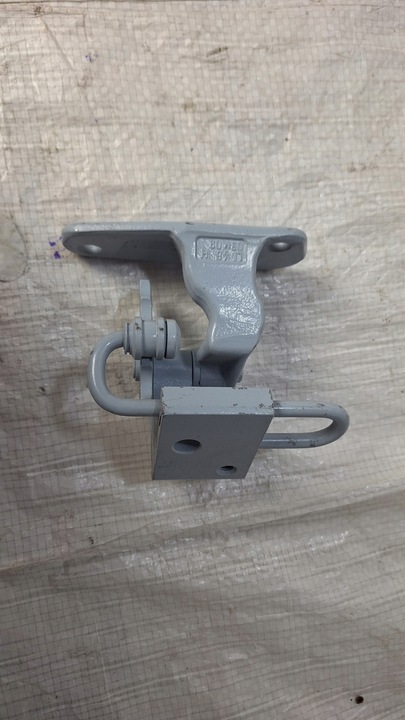 фото №3, Vw t5 t6 петля двері нижніх 7h0831411b