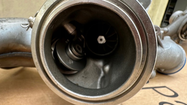 фото №16, Mercedes m264 2.0 бензин турбонагнітач турбіна turbo a2640901300