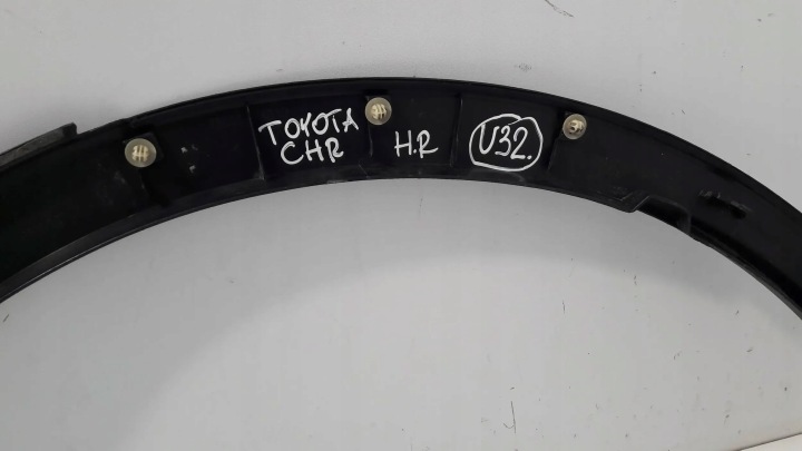 фото №7, Toyota c-hr chr молдинг крила 75605-f4010 задня права u32