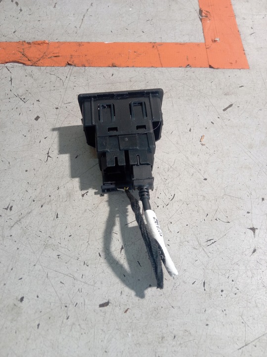 фото №11, Гніздо port usb 2 синхронізація 3 ford transit smax galaxy