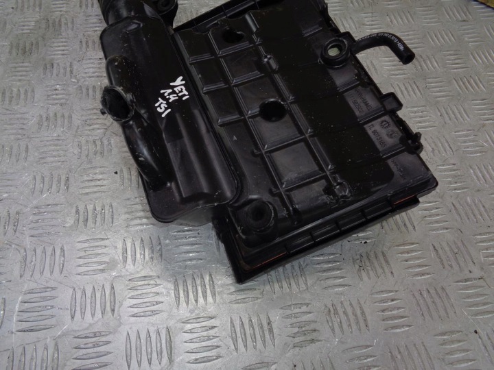 фото №5, Корпус фильтра воздуха skoda yeti 5l 1.4 tsi 2009- 04e129611h 04e129620