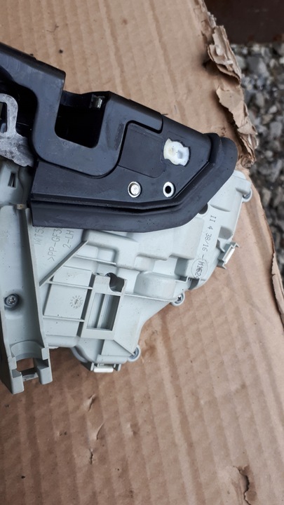 фото №11, A6 c7 рестайлінг замок двері лівий зад 8pin a7 s7 q2 q3