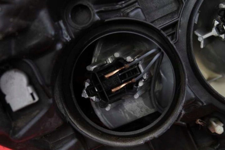 фото №7, Фара левое фара передняя eu 9672694180 citroen c5 ii x7 iii 08-17