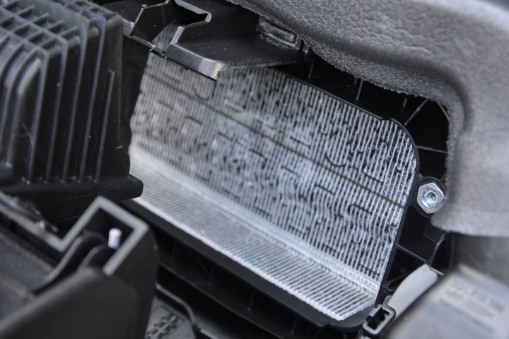 фото №12, Панель консоль капот vw passat b8 3g1857003