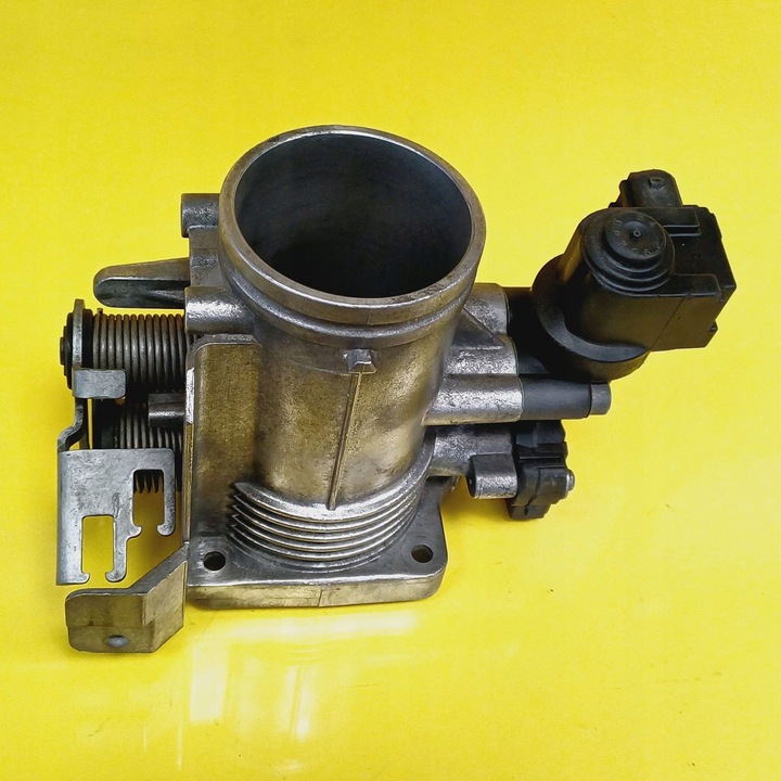 фото №7, Дроссельная заслонка bmw 3 e36 1.8 13.63-1721456 / 13361721456 nr520