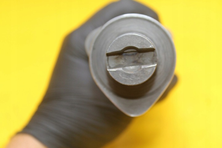 фото №7, Вал распределительный вал vw polo iv seat ibiza skoda fabia 1.4 tdi bnm