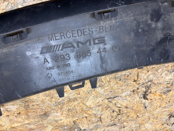 фото №7, Mercedes eqc w293 amg спойлер накладка бампера перед a2938854401 b. хороший