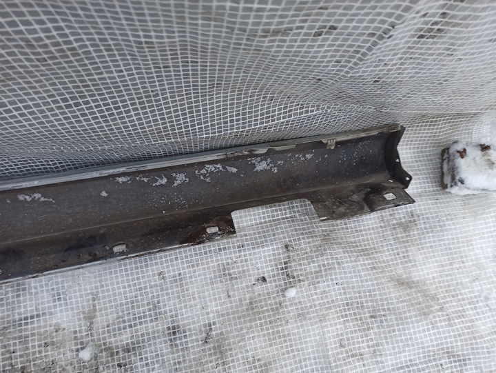 фото №8, Mercedes w204 c-klasa sedan amg планка пороговая левая накладка 775