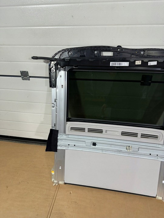 фото №8, Люк, крыша раздвижной, окно крышные mercedes e класс w213 km универсал