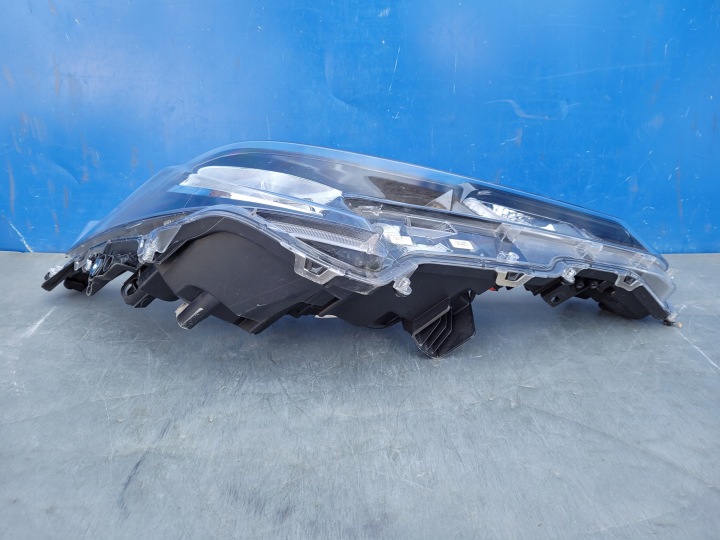 фото №15, Toyota corolla e21 hb универсал 19- полный led фара передняя правая 81110-02s60
