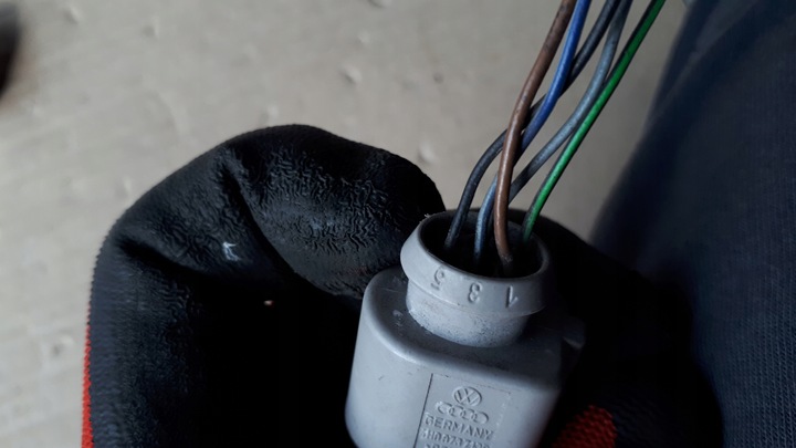 фото №7, S6 c7 4g a6 штекер разъём 4h0973713b a7 a5 8w q5