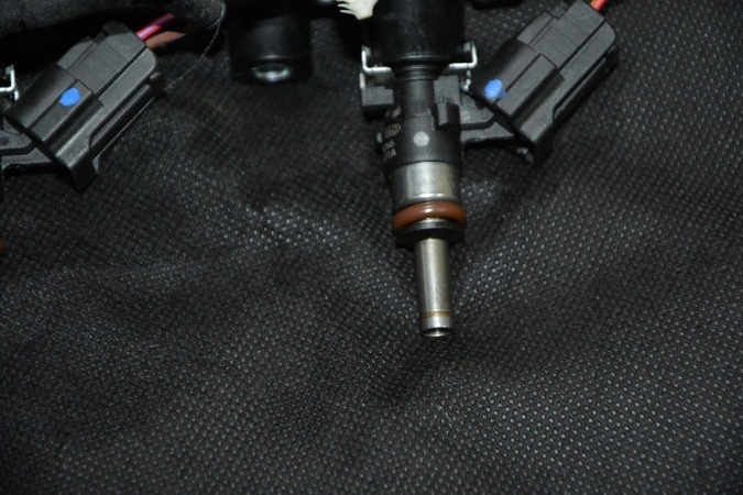 фото №9, Планка вприскувальний vw sharan 3 lc9x 06k133681a