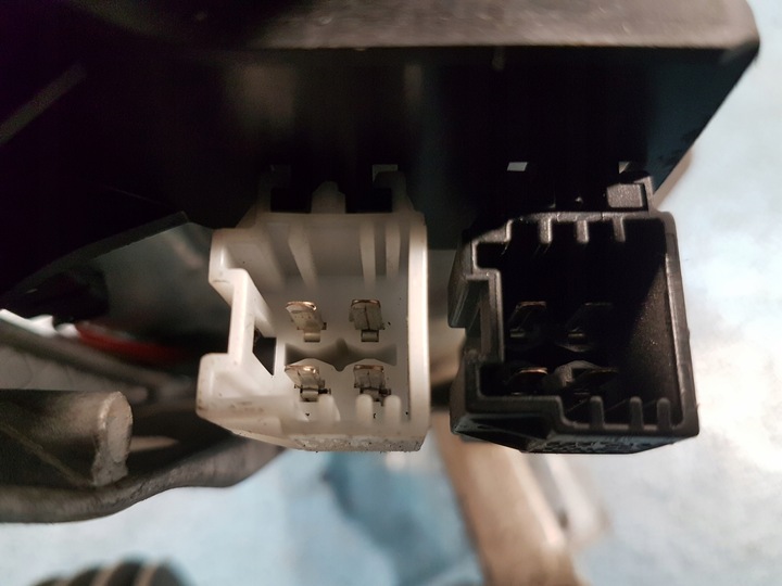 фото №5, Mercedes benz w203 sport купе колонка кермова