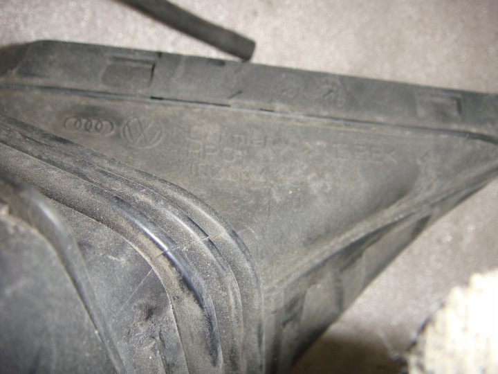 фото №6, Audi a4 q5 a5 8k0133837b корпус фільтр повітря