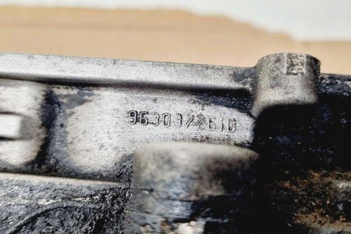 фото №7, Головка двигателя peugeot partner фургон 5 9651936080 2.0l дизель 66kw 2004