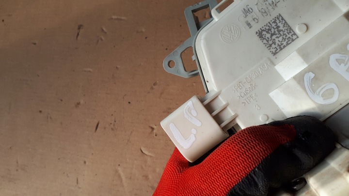 фото №7, A6 c7 a7 замок дверь левый перед 6pin s4 b8 s5 sq5