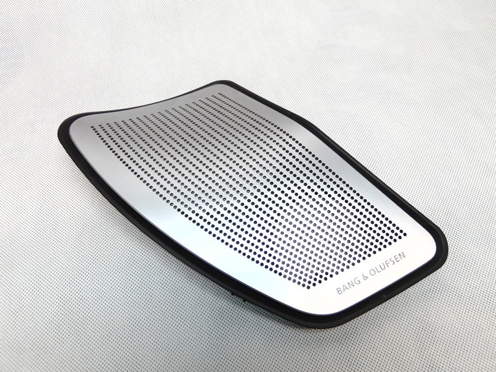 фото №1, Маскировочная накладка защита динамика полки зад bmw f06 9254385 bang olufsen