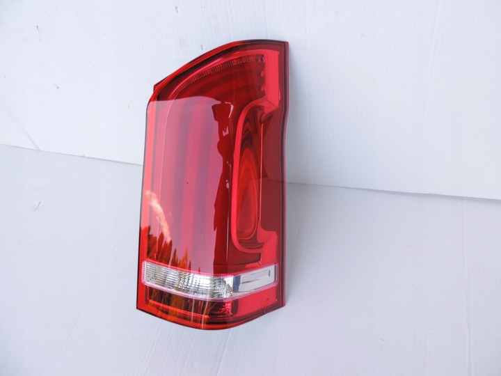 фото №1, Mercedes vito 447 v-klasa led задняя правая лампа