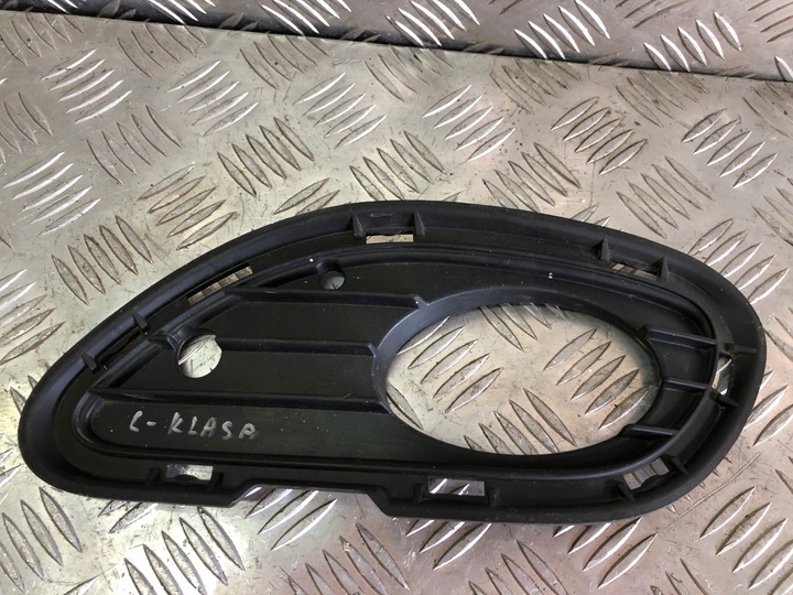 фото №1, Mercedes clc w203 решётка заглушка бампера левая галоген