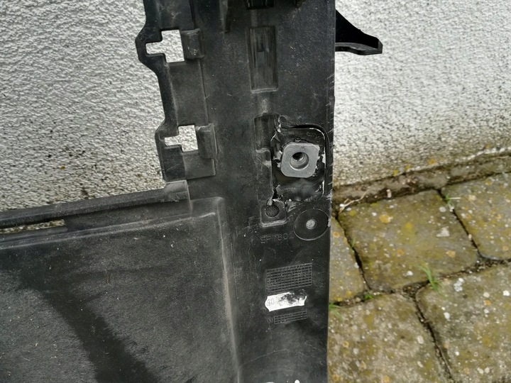 фото №3, Ford fiesta mk8 pas переднее усилитель оригинал