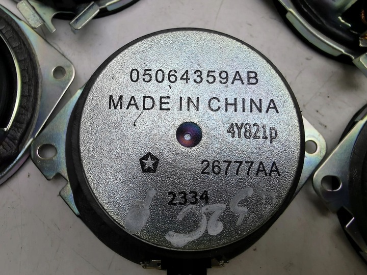 фото №14, Jeep cherokee 2015 набір аудіо