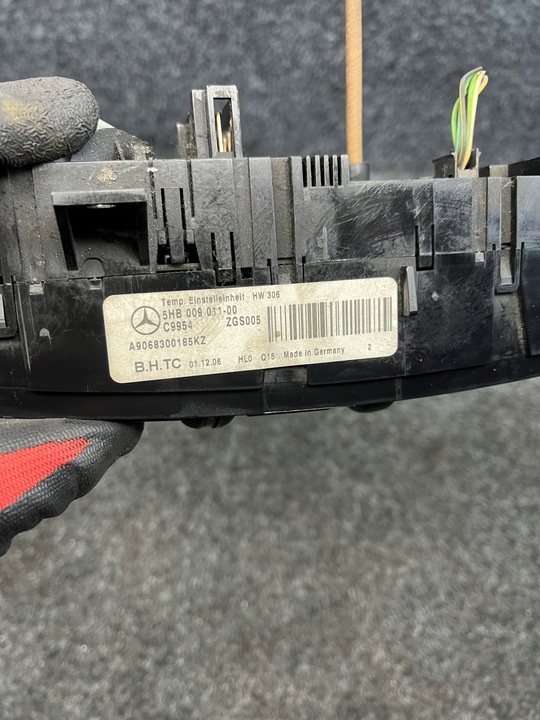 фото №8, Панель кондиционера управление воздуховод mercedes sprinter w906 9068300185kz