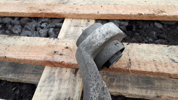 фото №11, A4 b8 рычаг правые нижний 8k0407696f a5 q5 s4 s5