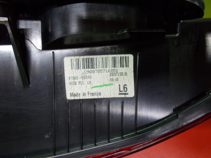 фото №6, Toyota avensis t27 рестайлінг t29 14-19 81560-05310 лампа ліва led зад універсал