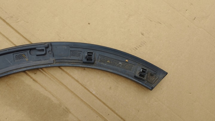 фото №14, Планка крила правий зад audi q3 ii