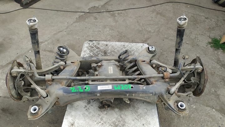 фото №5, Mercedes w207 балка подвешивание зад комплект