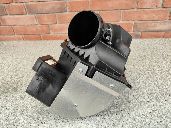 фото №5, Корпус фильтра воздуха bmw g05 x5 g06 x6 g07 x7 lci x8 40ix 50ex 5a1f9b6