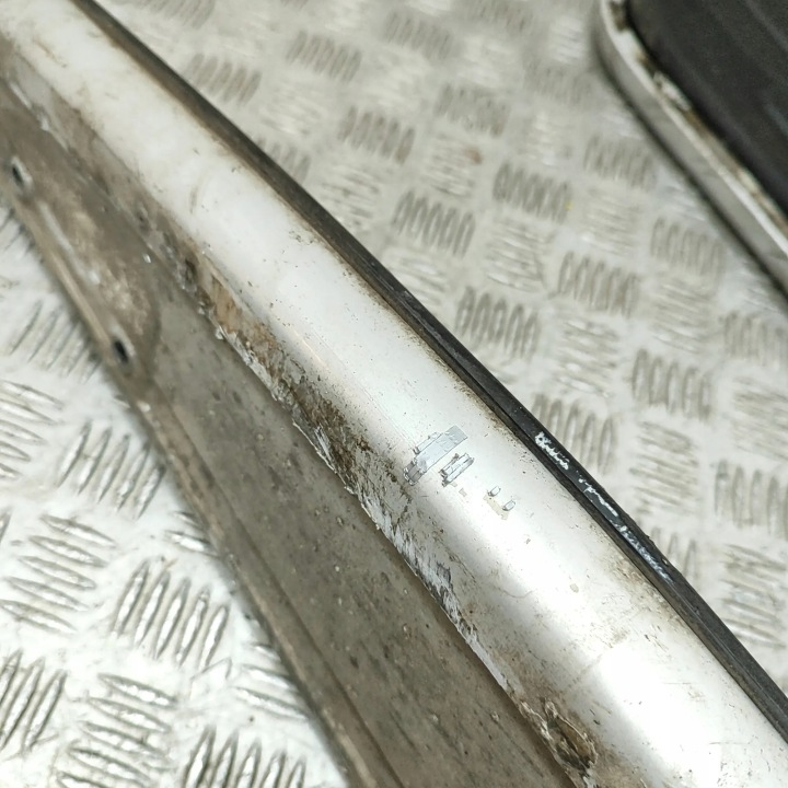 фото №7, Комплект порогов land rover discovery v l462 hy3m16b586ab 32781155 3.0l