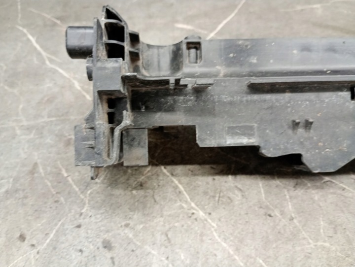 фото №9, A0995042118 держатель левая mercedes w205 2.2 cdi