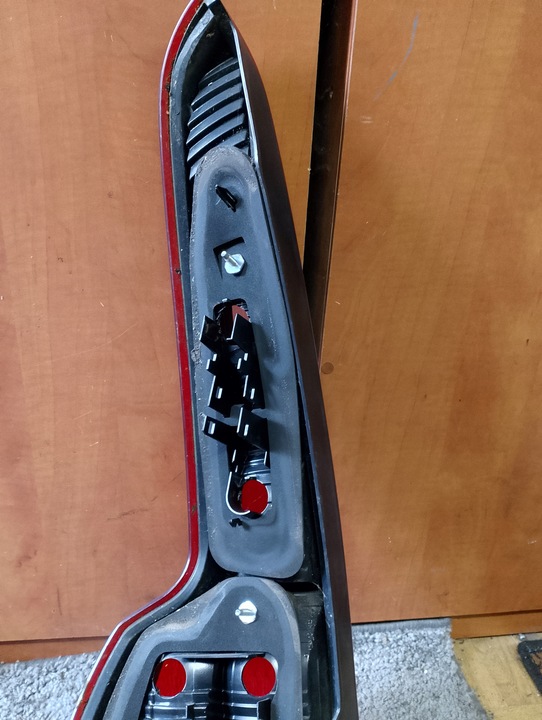 фото №7, Лампа задняя правая правый зад volvo v50