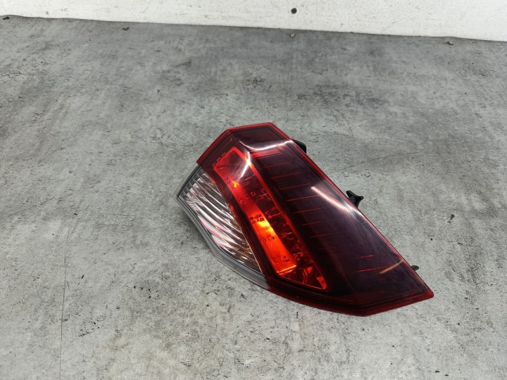 фото №8, Фара задня права renault laguna iii 265500001r valeo хетчбек