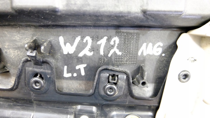 фото №9, Mercedes e-klasa w212 оббивка боковина двері лівий зад