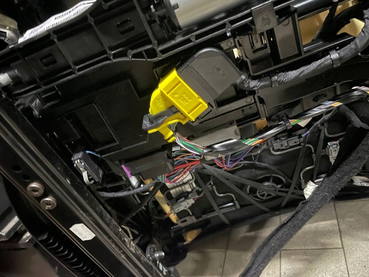 фото №8, Сиденья диван обшивки салон renault espace v рестайлинг состояние jak новый