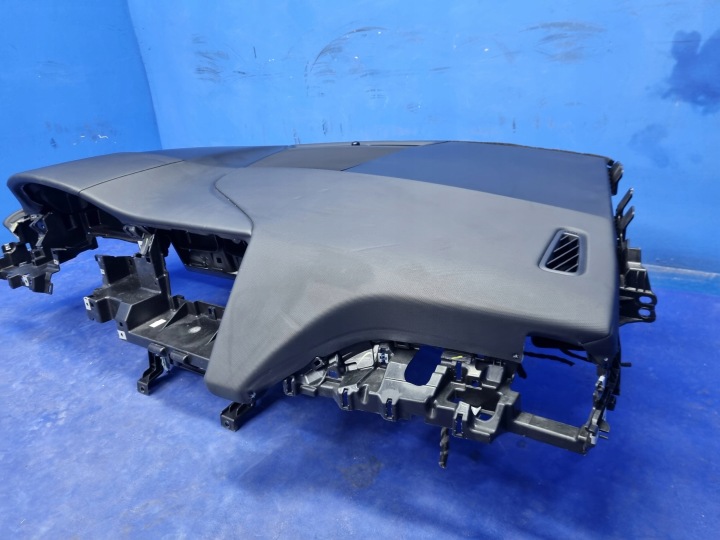 фото №7, Jaguar i-pace торпедо раздаточная консоль капот оригинал j9d304320ae8pvj