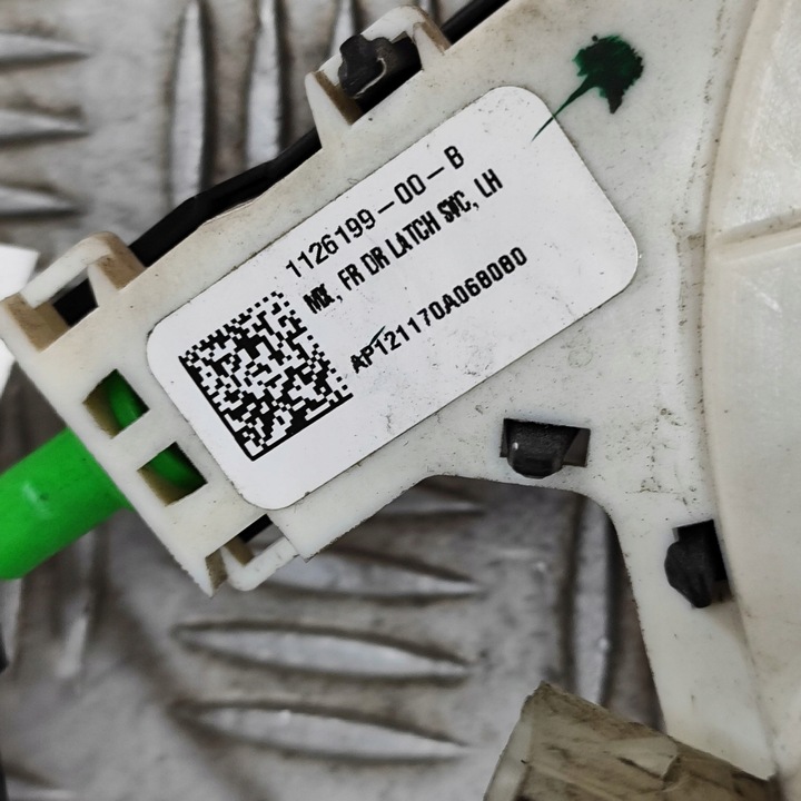 фото №8, Tesla модель x 2017 перед сторона ліва вставка do замка двері