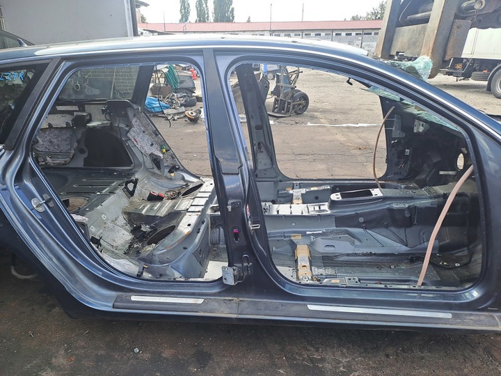 фото №1, Audi a6 c6 универсал 06r порог стойка правая сторона lz7r