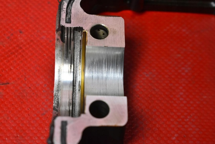 фото №12, Головка двигателя 06b103373t audi a4 b6 1.6 8v 102 km 00-05