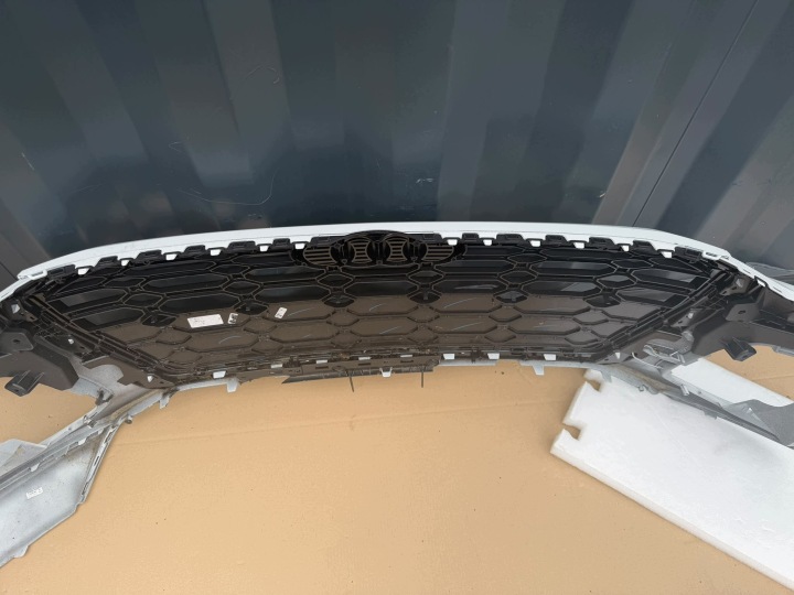фото №8, Audi q5 80a рестайлінг s line s-line бампер + решітка перед передній повний гарний