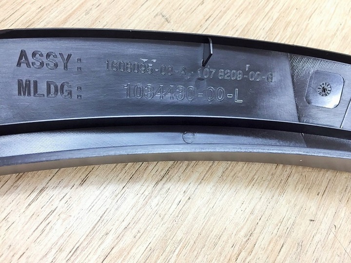 фото №10, Накладка крыльев правые перед tesla x 1035289-00-n 1035289-00-p