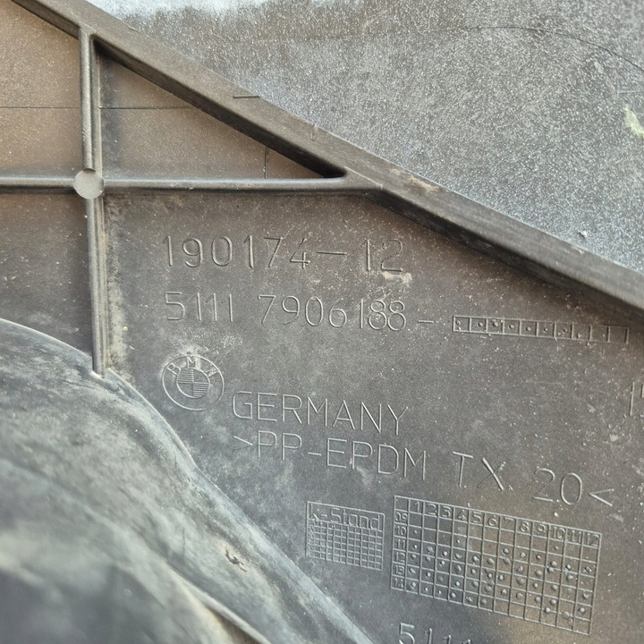 фото №14, Bmw 5 f10 f11 м-пакет 10-13 бампер перед переднє розпилювач 4xpdc