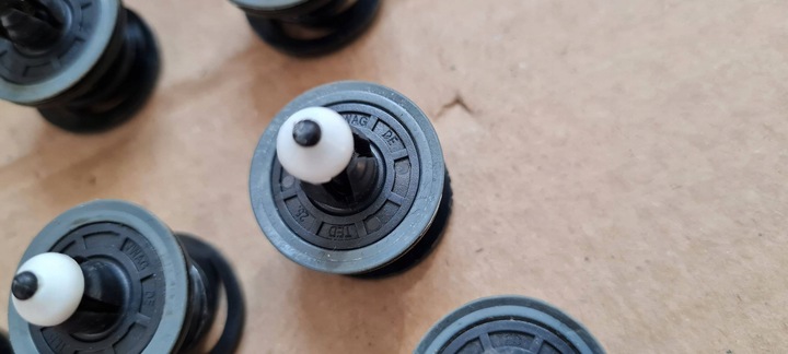 фото №7, A6 c7 4g засувка засувки кліпса обшивка 20szt 7l6868243 a7 4g s7